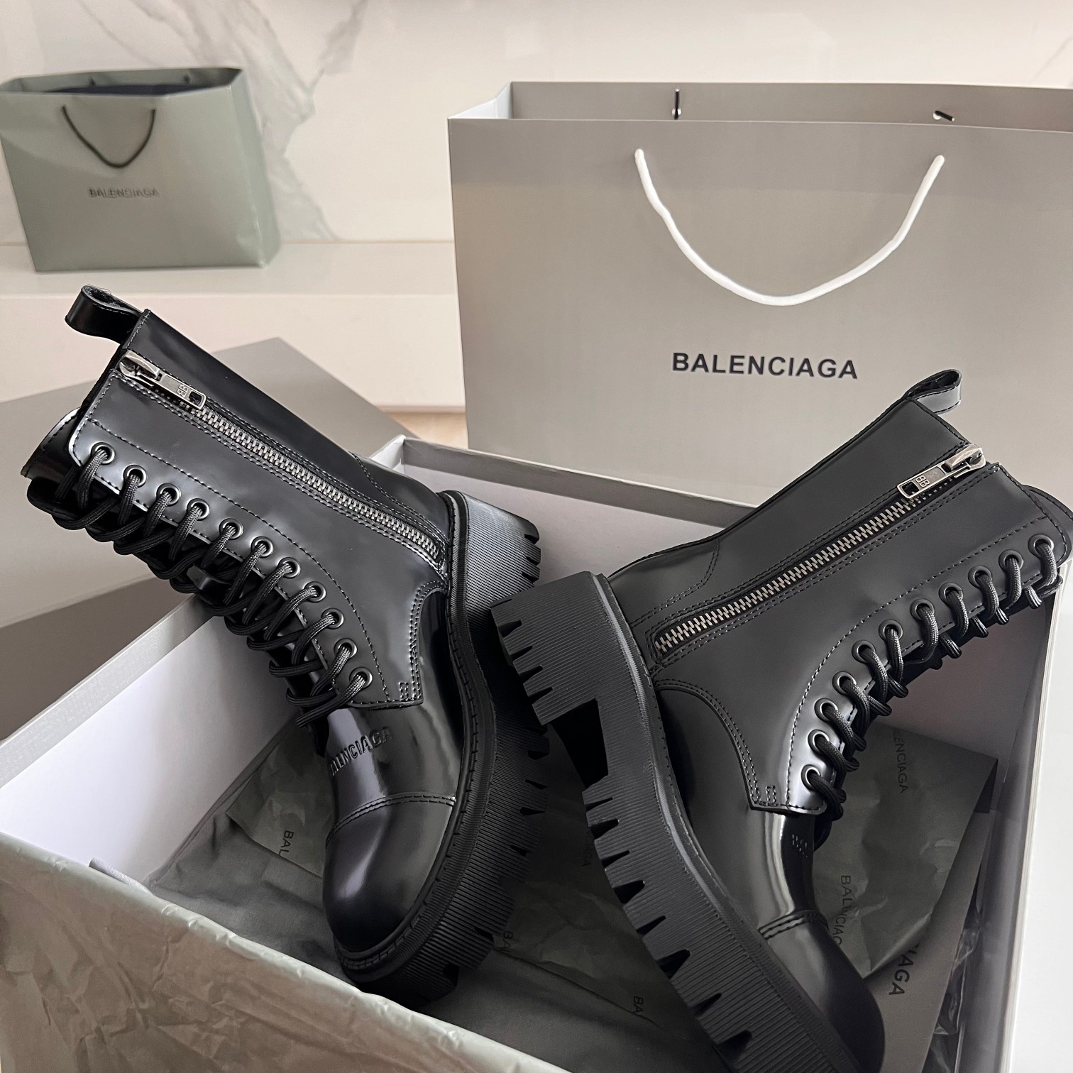 Women's high heels